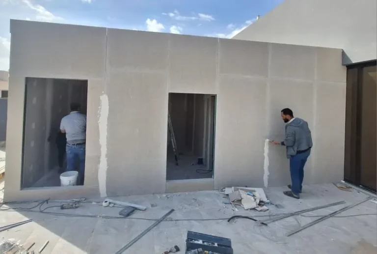 مقاول بناء ملاحق من ساندوتش بانل في جدة